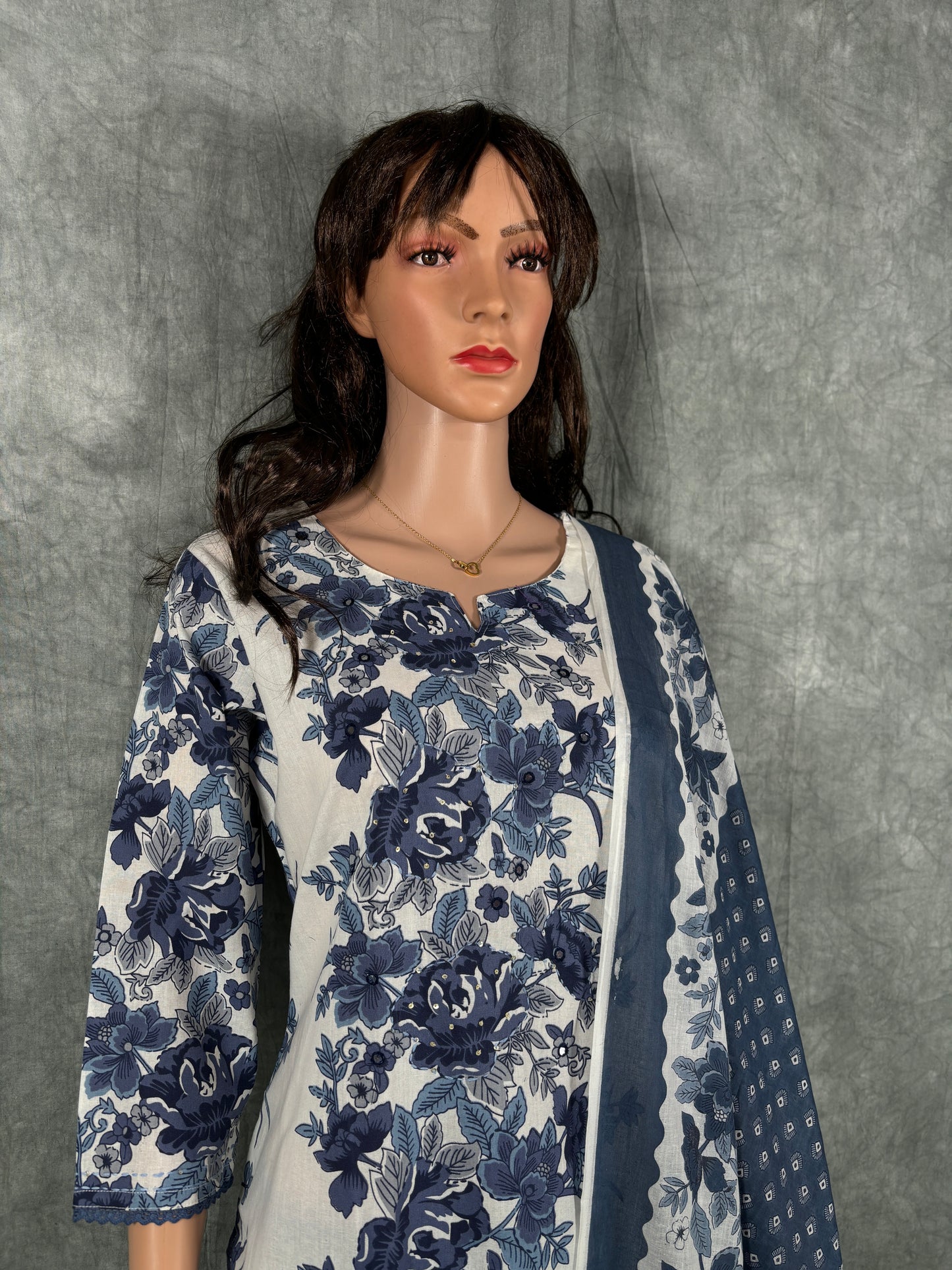 Arshiya - Floral Printed Straight Kurta with Lace and Sequins Work