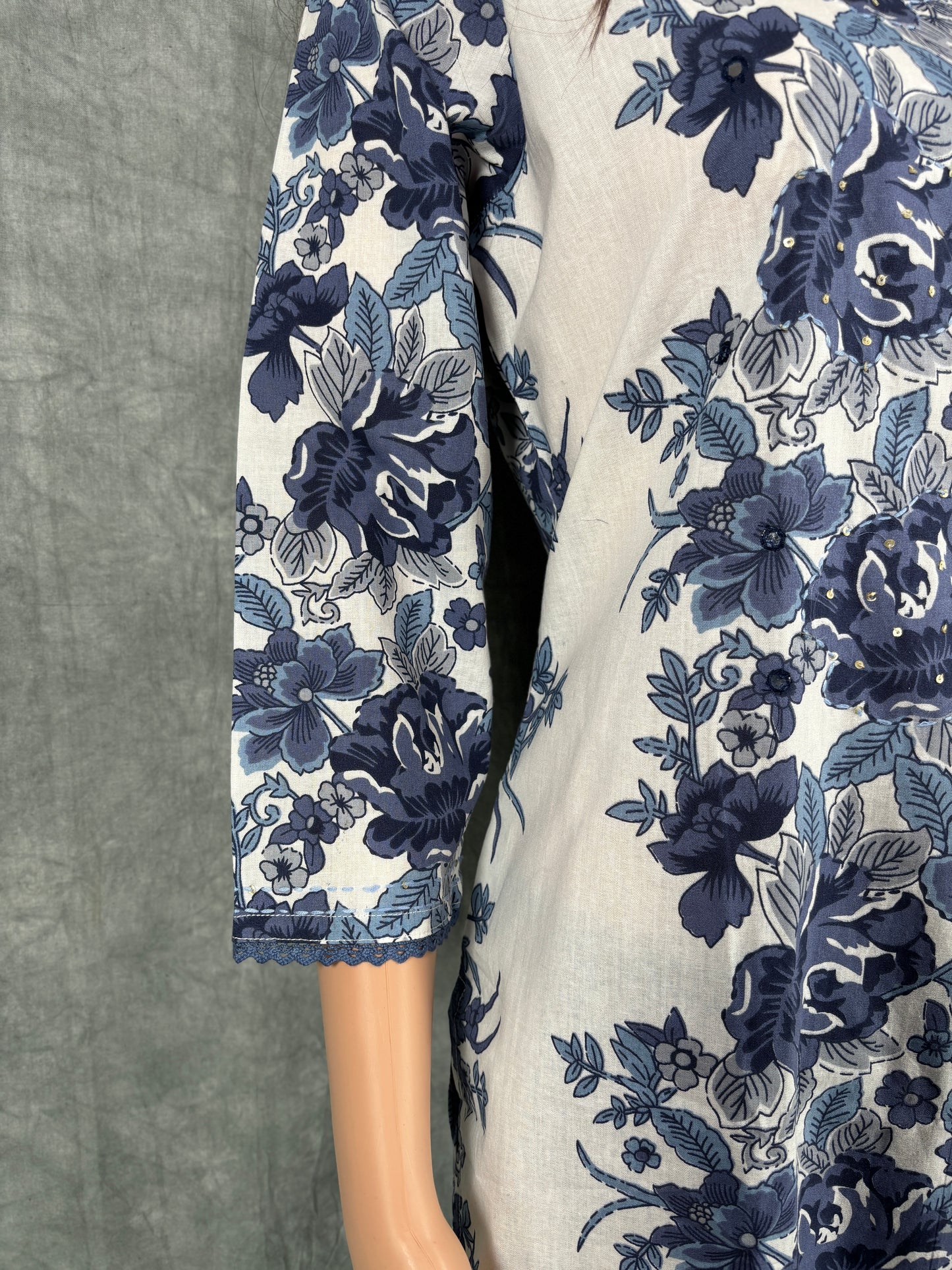 Arshiya - Floral Printed Straight Kurta with Lace and Sequins Work