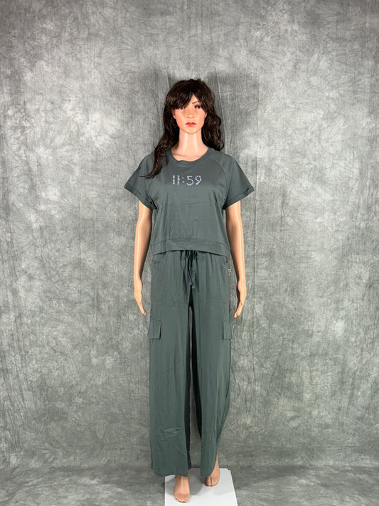 Crop Top & Cargo Pants for Women - Grey